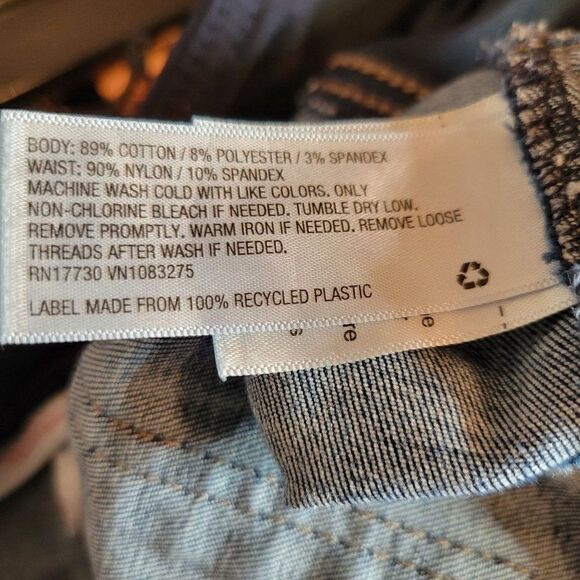 Isabel Maternity by Ingrid & Isabel Maternity Jeggings (Size 12) - Picture 4 of 4